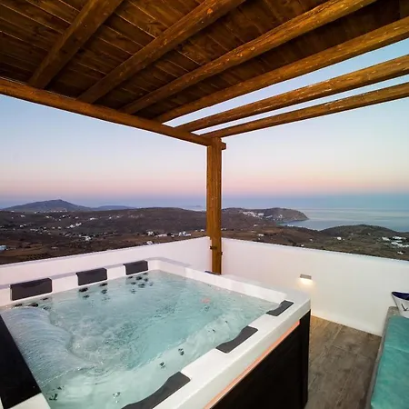 Aris Sky Private Mini Poolspa Holiday home